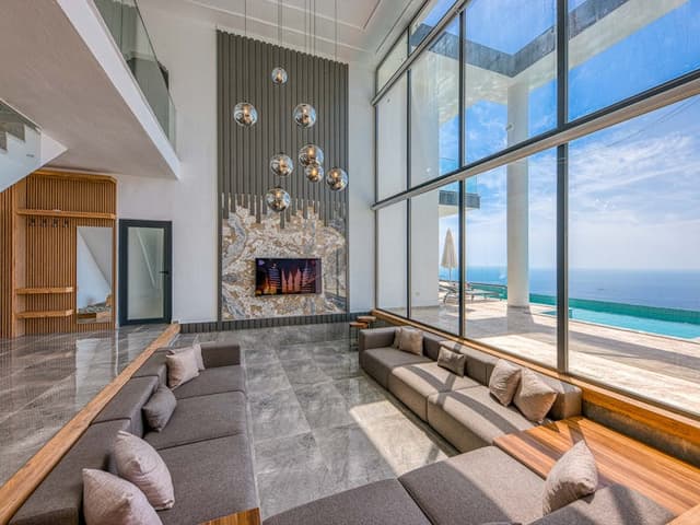 Villa Interior Design: Open Plan, Materials and Lighting